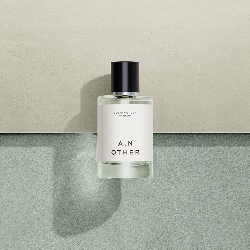 A. N. OTHER Sultry Green – Eau de Parfum – 100ml von Rodrigo Flores-Roux in der Duftnote Woody, Spicy