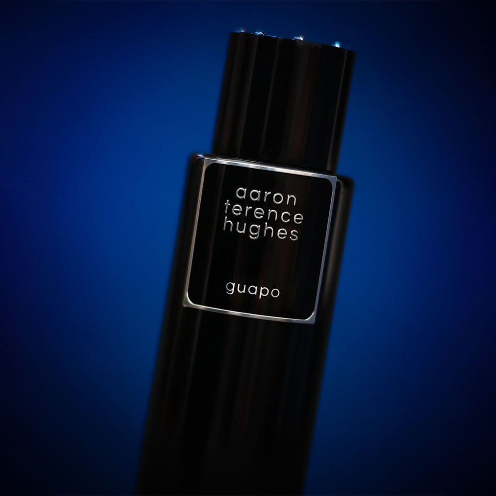 Aaron Terence Hughes Guapo – Extrait de Parfum – 50ml von Aaron Terence Hughes in der Duftnote Woody-Citrus, Fruity, Citrusy, Animalic