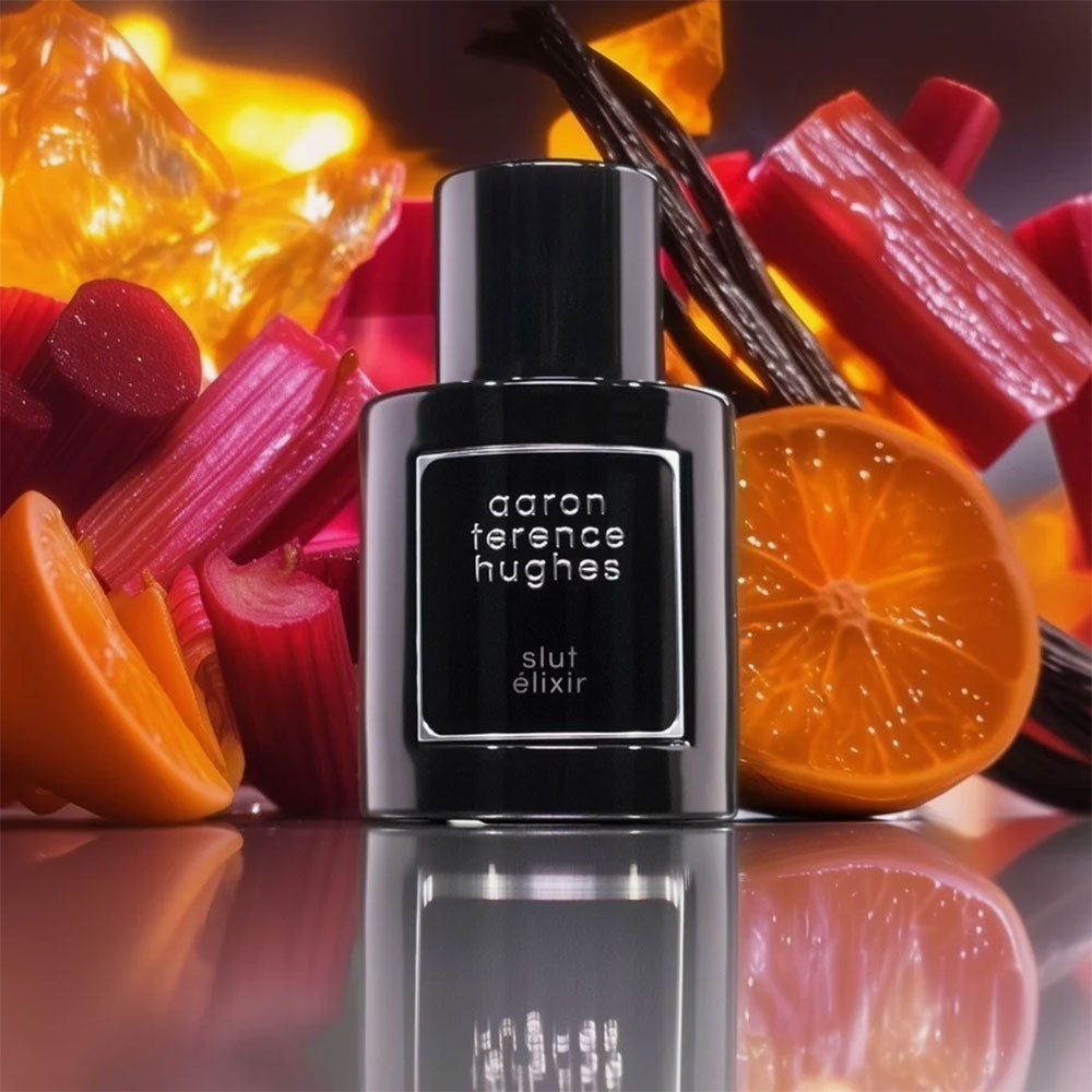 Aaron Terence Hughes Slut Elixir – Extrait de Parfum – 50ml von Aaron Terence Hughes in der Duftnote Gourmand, Fruchtig, Holzig