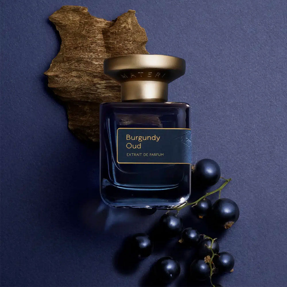Atelier Materi Burgundy Oud – Extrait de Parfum – 50ml von Celine Perdriel in der Duftnote Aromatic, Fruity, Woody, Leathery
