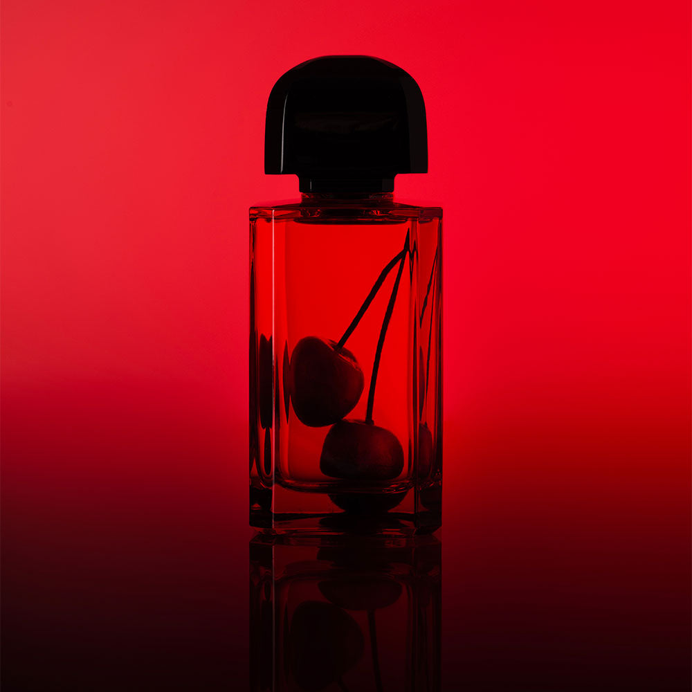 BDK Parfums Rouge Smoking – Extrait de Parfum – 100ml von Amélie Bourgeois, Margaux Le Paih Guérin in der Duftnote Würzig, Rauchig, Fruchtig