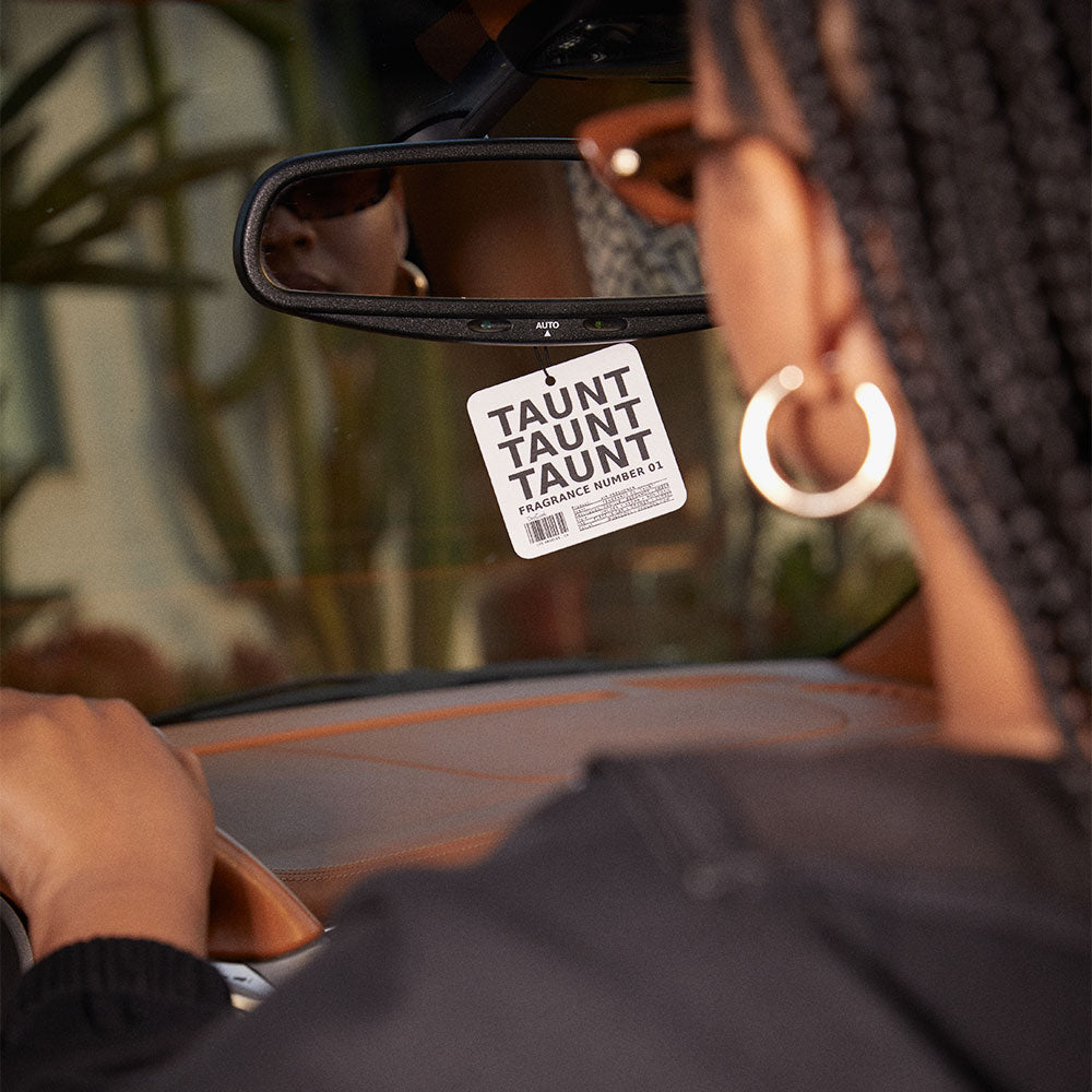 DedCool 01 "Taunt" – Air Freshener in der Duftnote Cremig, Zitrisch