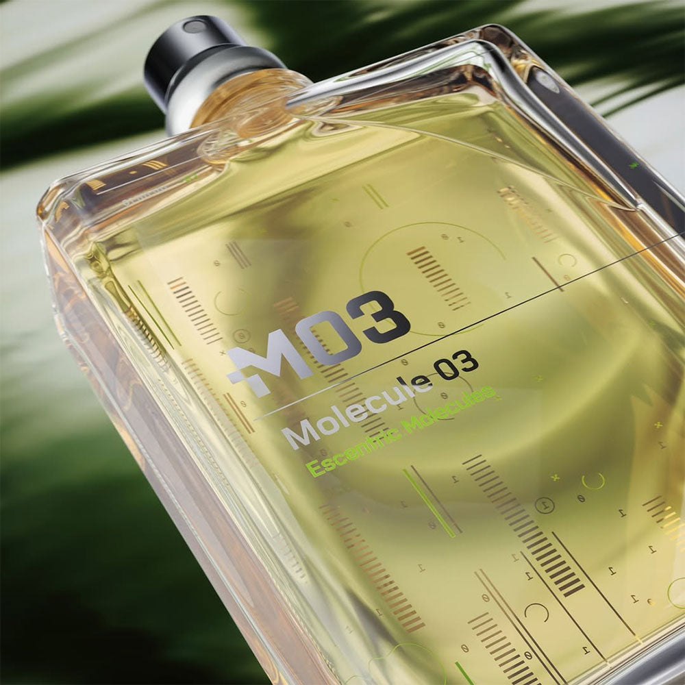 Escentric Molecules Molecule 03 – Eau de Toilette – 30ml von Geza Schoen in der Duftnote Clean, Holzig