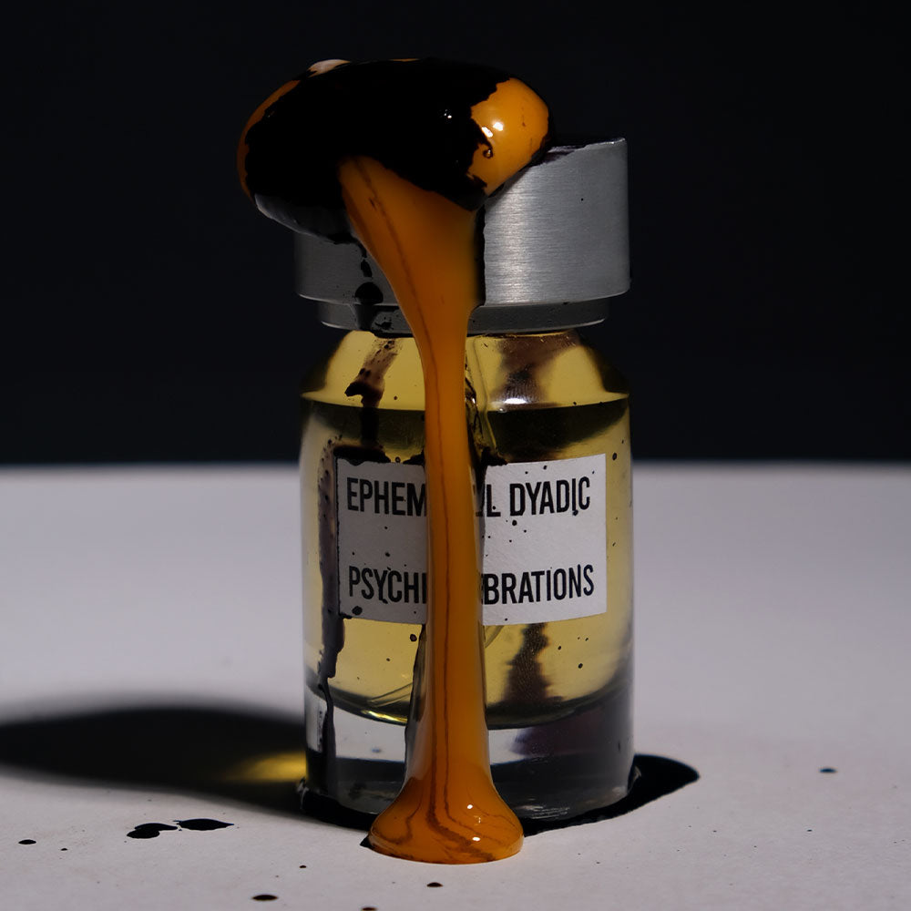 Ephemeral Dyadic Psychic Vibrations – Eau de Parfum – 50ml in der Duftnote Rauchig, Pudrig