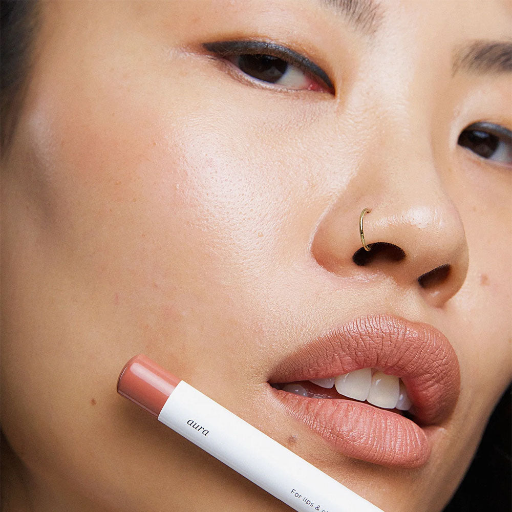 Coco Crayon – Aura