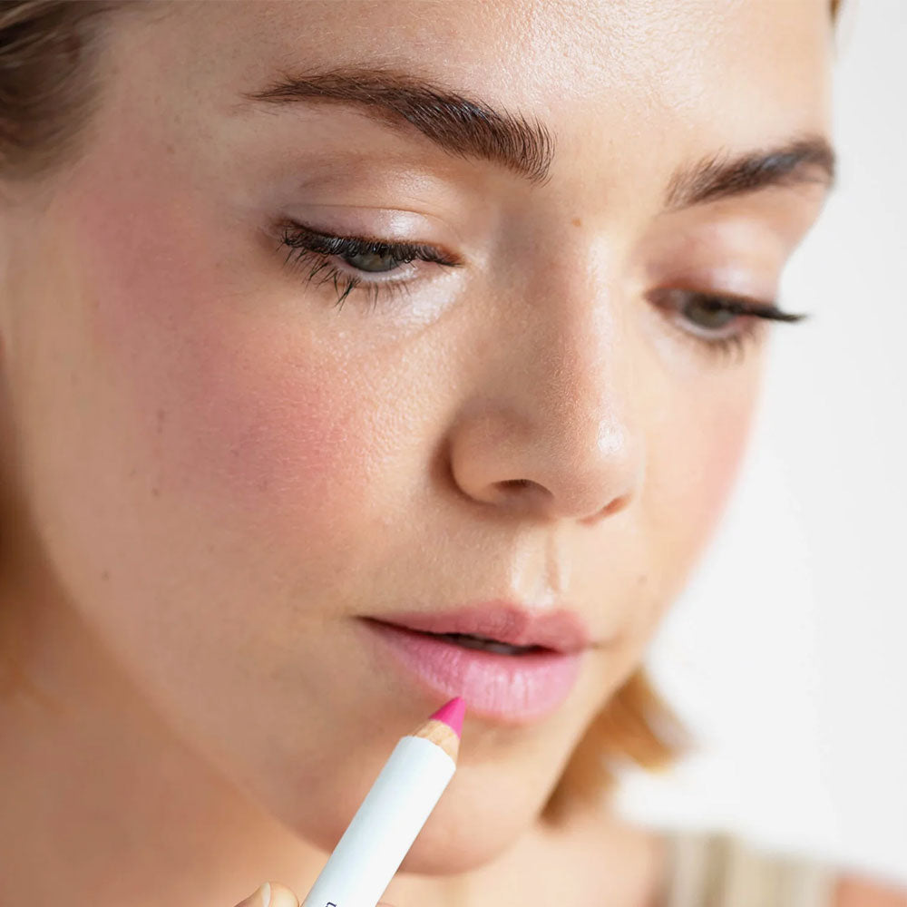 Coco Crayon – Babe