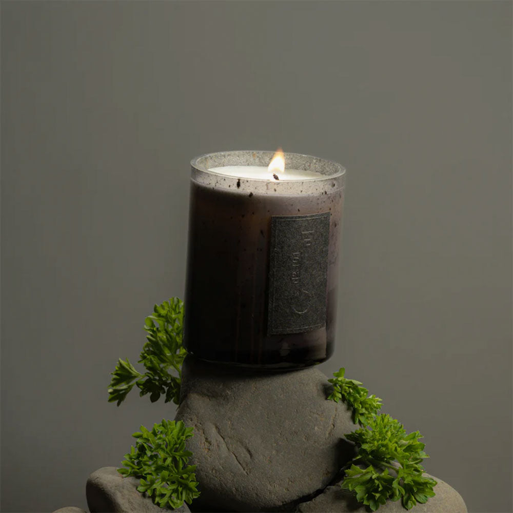 Fischersund No. 101 – Candle von Jon Thor Birgisson in der Duftnote Green, Spicy