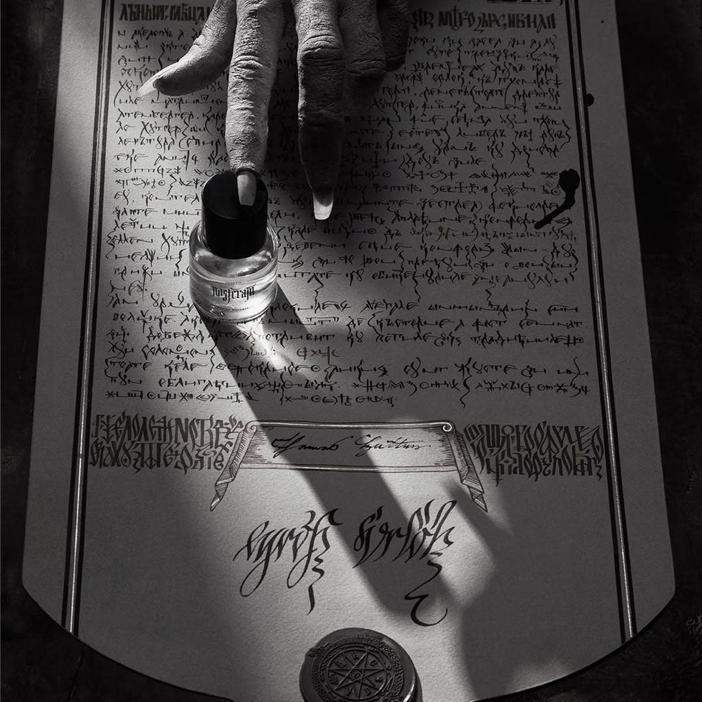 Heretic Parfum Nosferatu – Eau de Parfum – 100ml von Douglas Little in der Duftnote Blumig, Clean