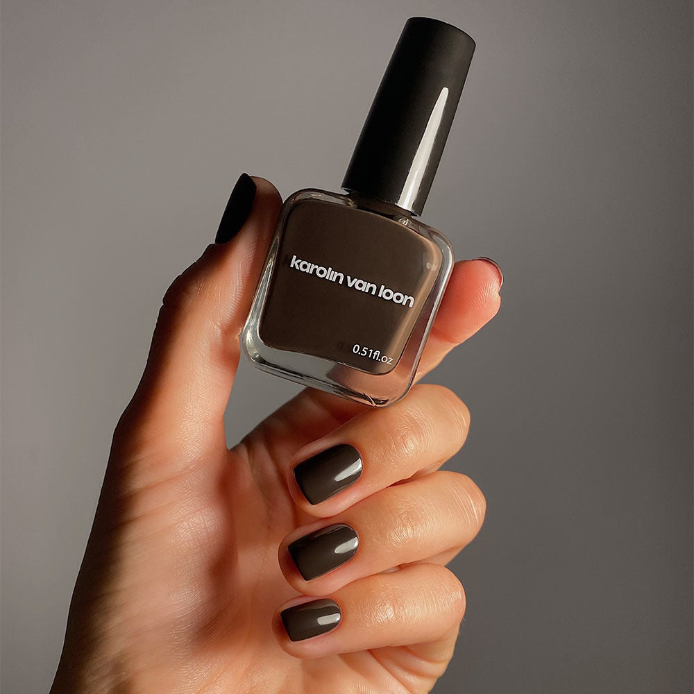 Karolin Van Loon Figue Marron – Nail Polish