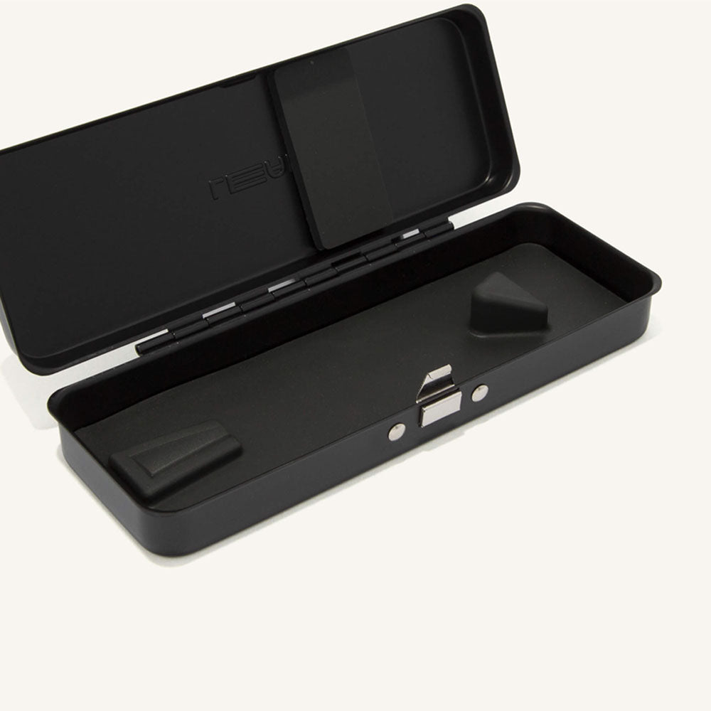 Leaf Shave The Leaf Travel Case – Black