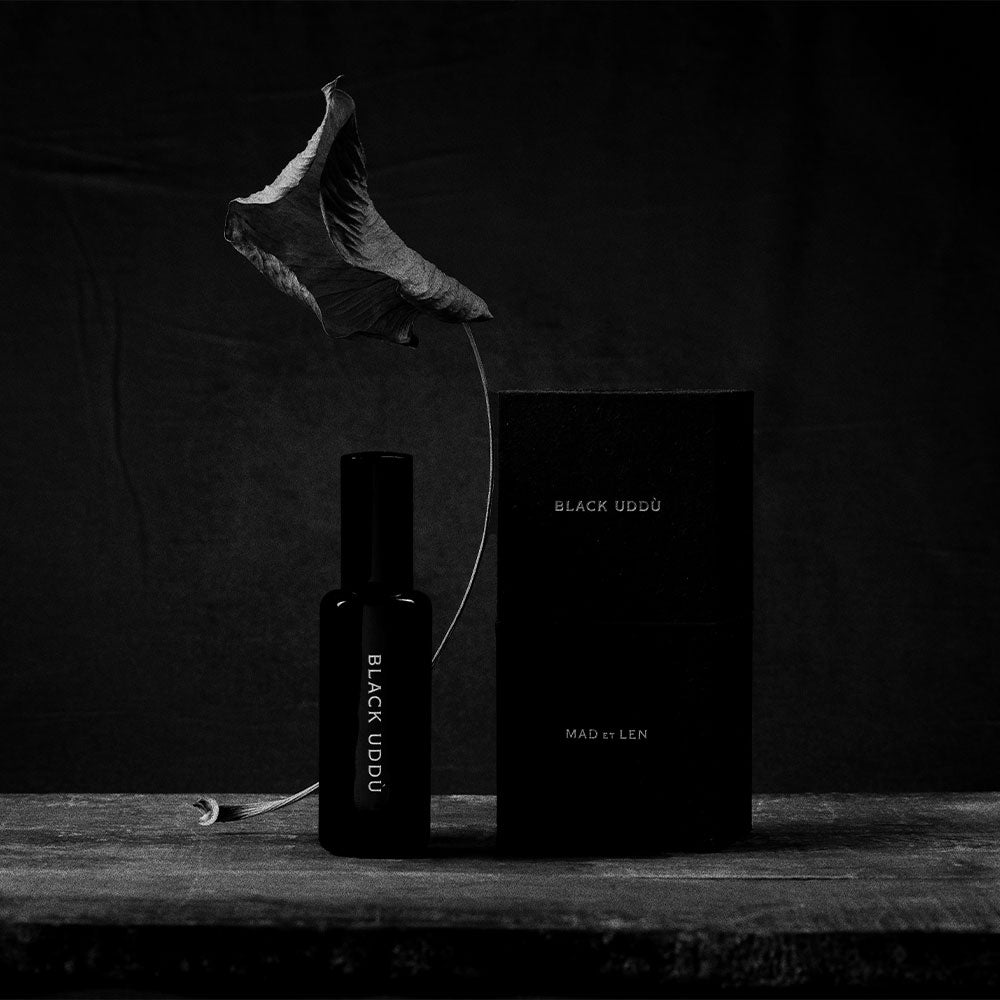 Mad et Len Black Uddù – Eau de Parfum – 50ml von Sandra Fuzier in der Duftnote Holzig-Grün, Zitrisch, Blumig