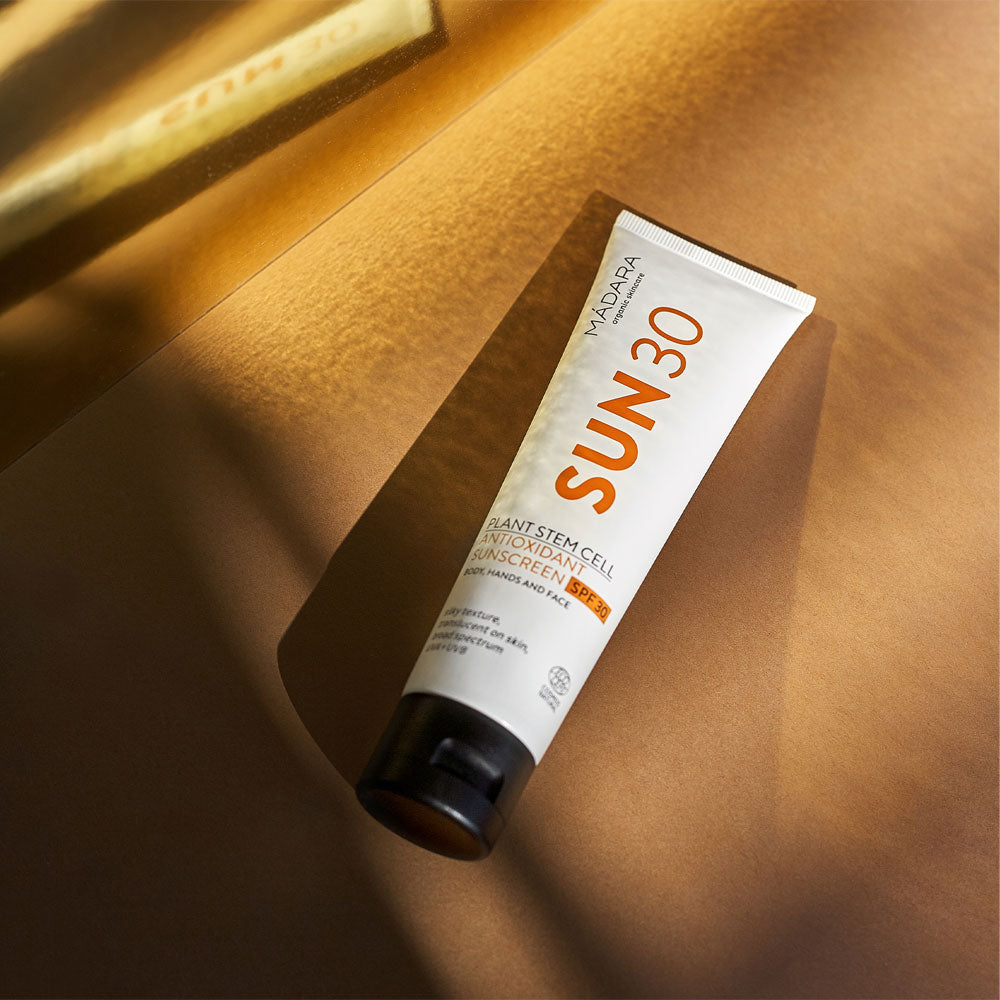 Mádara Plant Stem Cell Antioxidant Sunscreen SPF 30