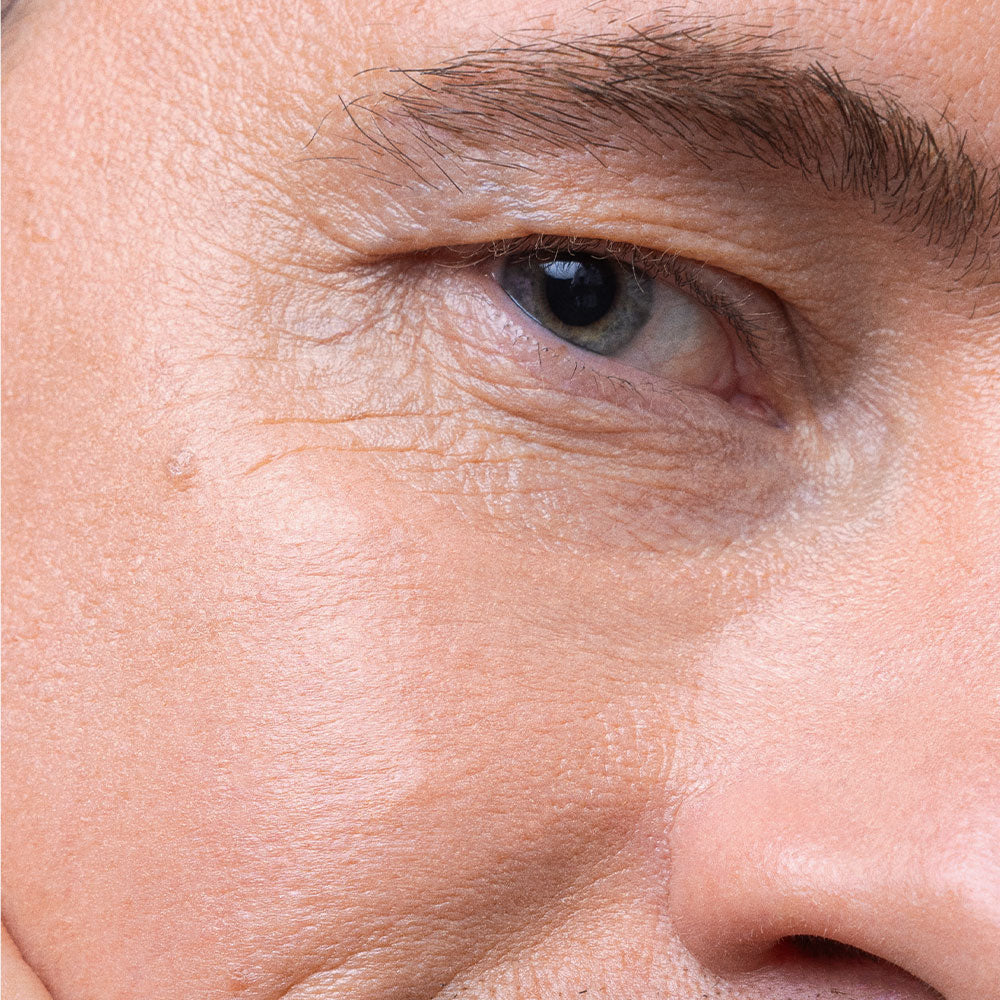 Mádara H2O Tint Hyaluron Tinted Serum – Moon Flower 2