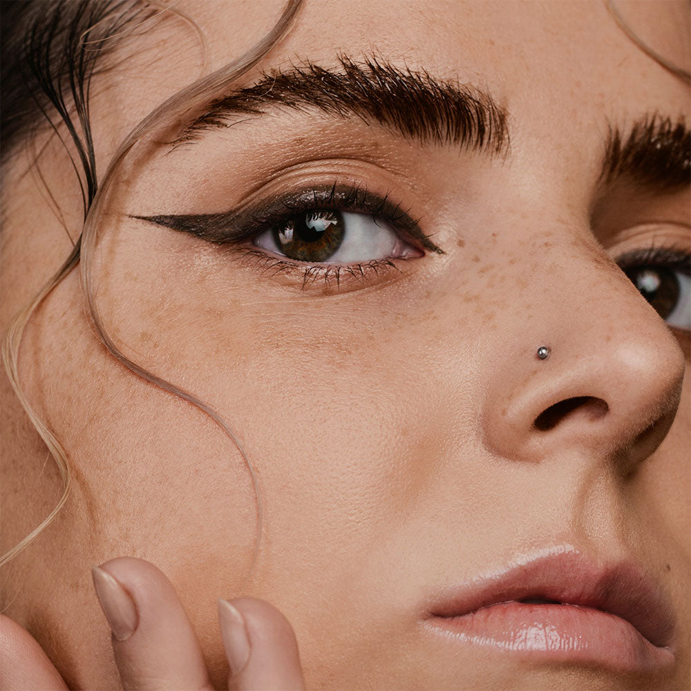 Mádara The Eye Pencil – Brown 2