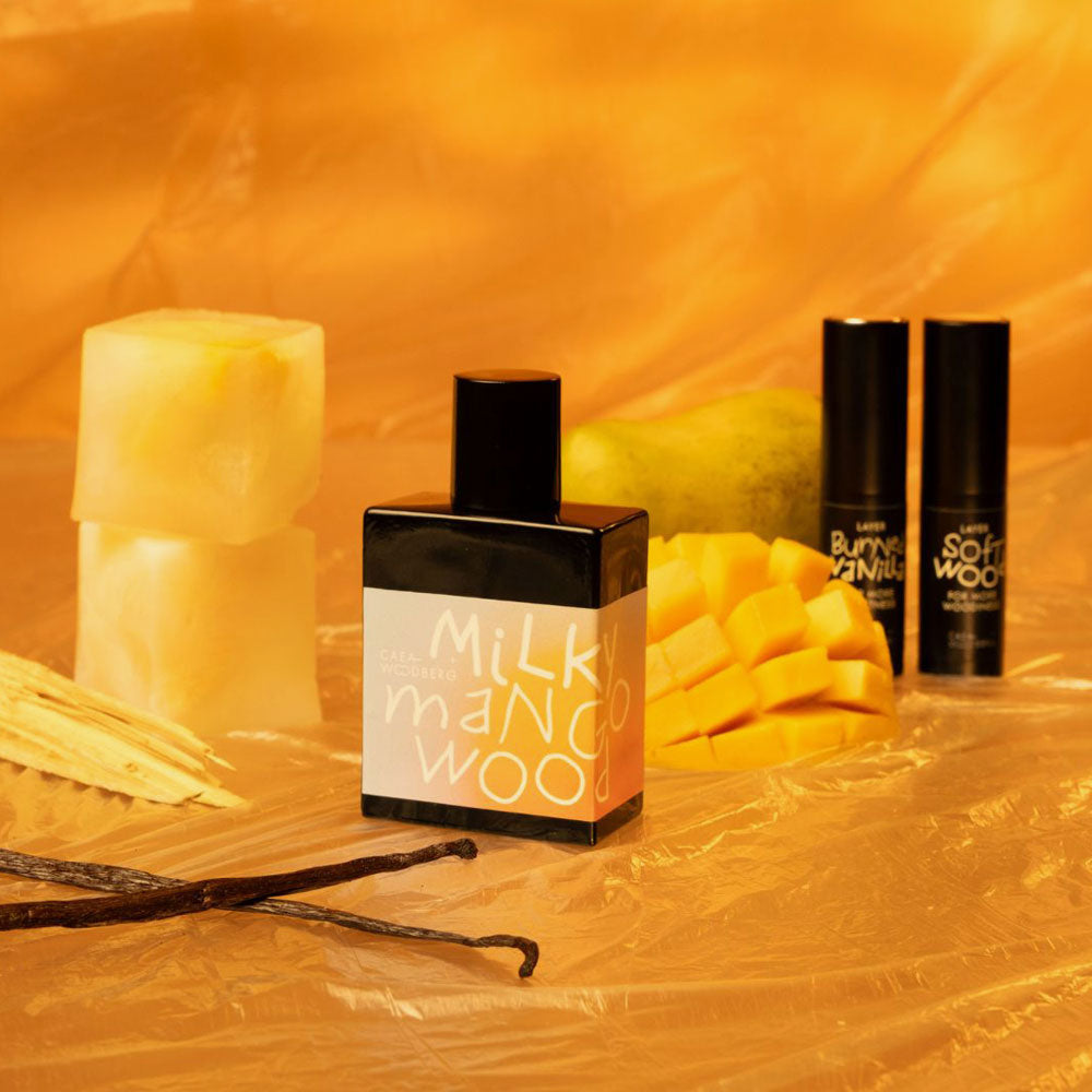 CAEA + Woodberg Milky Mango Wood – Extrait de Parfum – 50ml – Set von Joschka Klee in der Duftnote Fruchtig, Cremig, Holzig