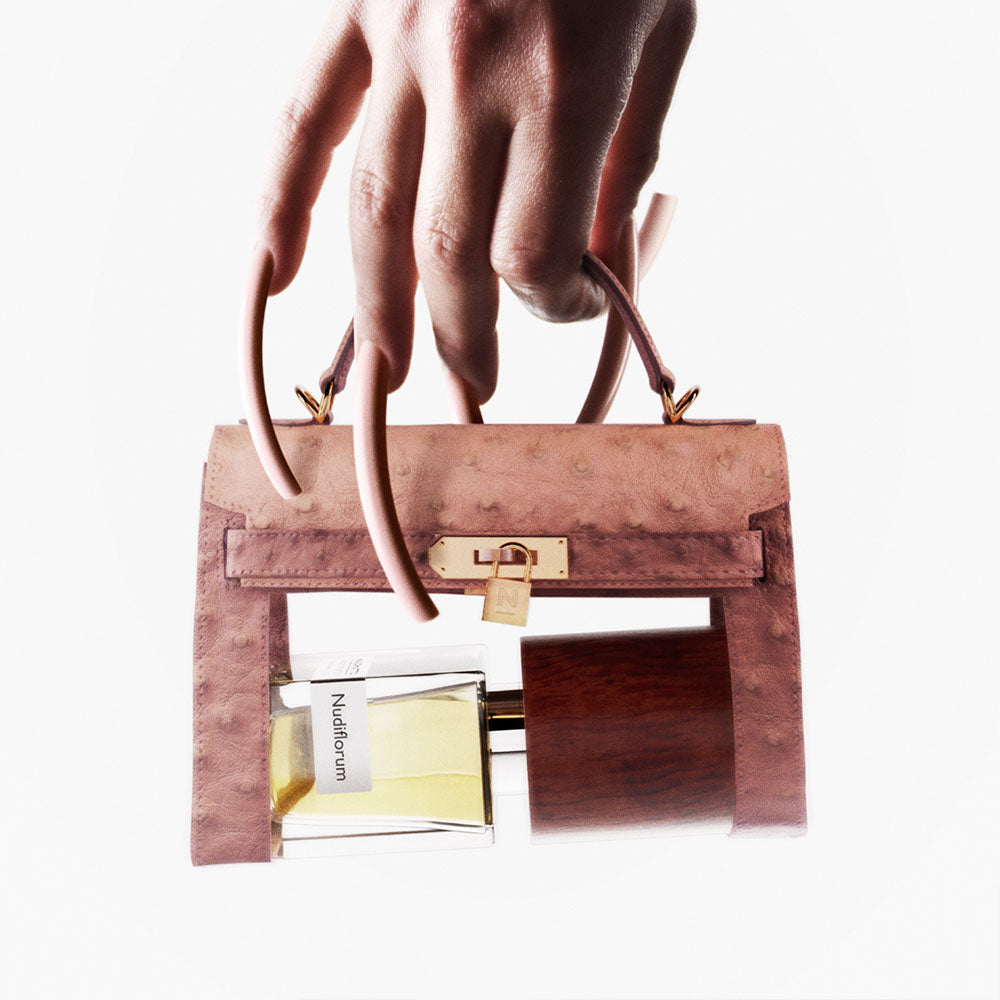 Nasomatto Nudiflorum – Extrait de Parfum – 30ml von Alessandro Gualtieri in der Duftnote Fruchtig, Blumig, Ledrig, Holzig-Grün, Animalisch