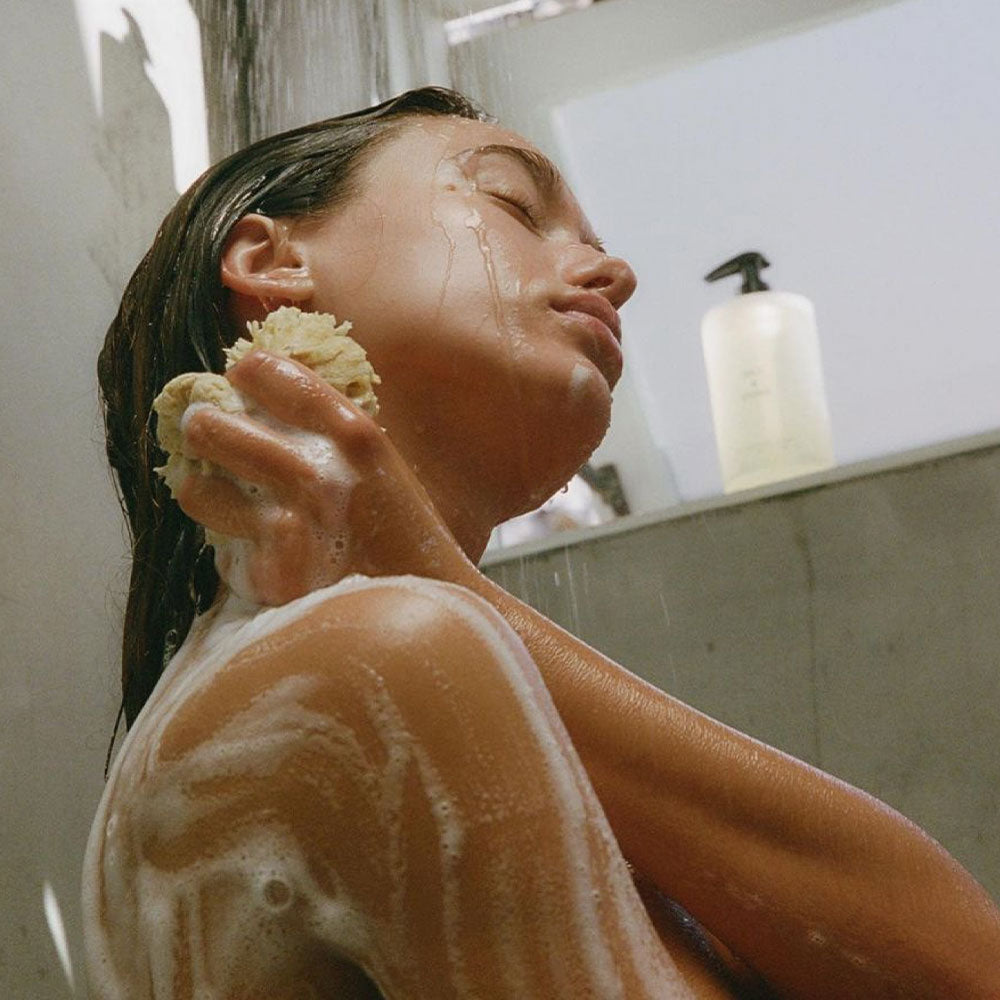 Salt & Stone Body Wash – Saffron & Cedar – Refill