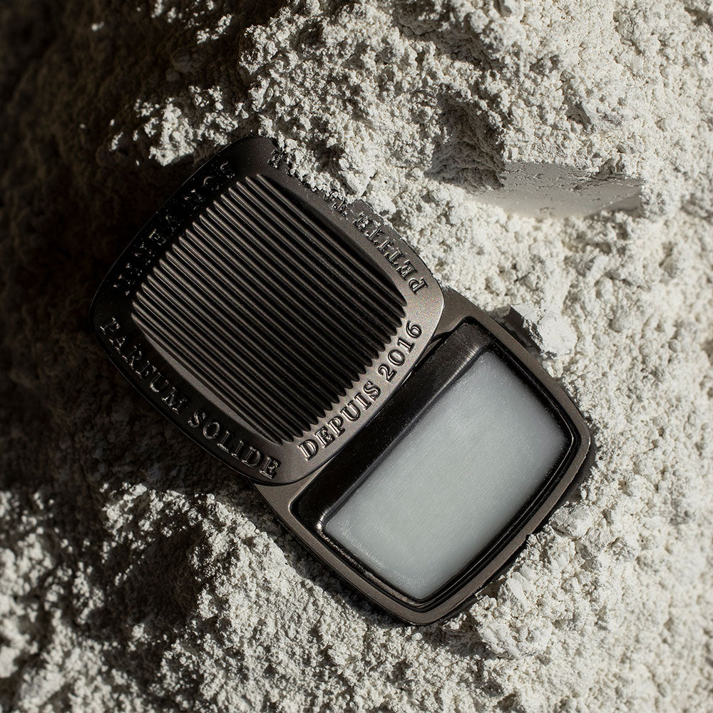 Son Venïn Santal Super – Solid Perfume – Refill von Caroline Mallejac in der Duftnote Aromatisch, Holzig