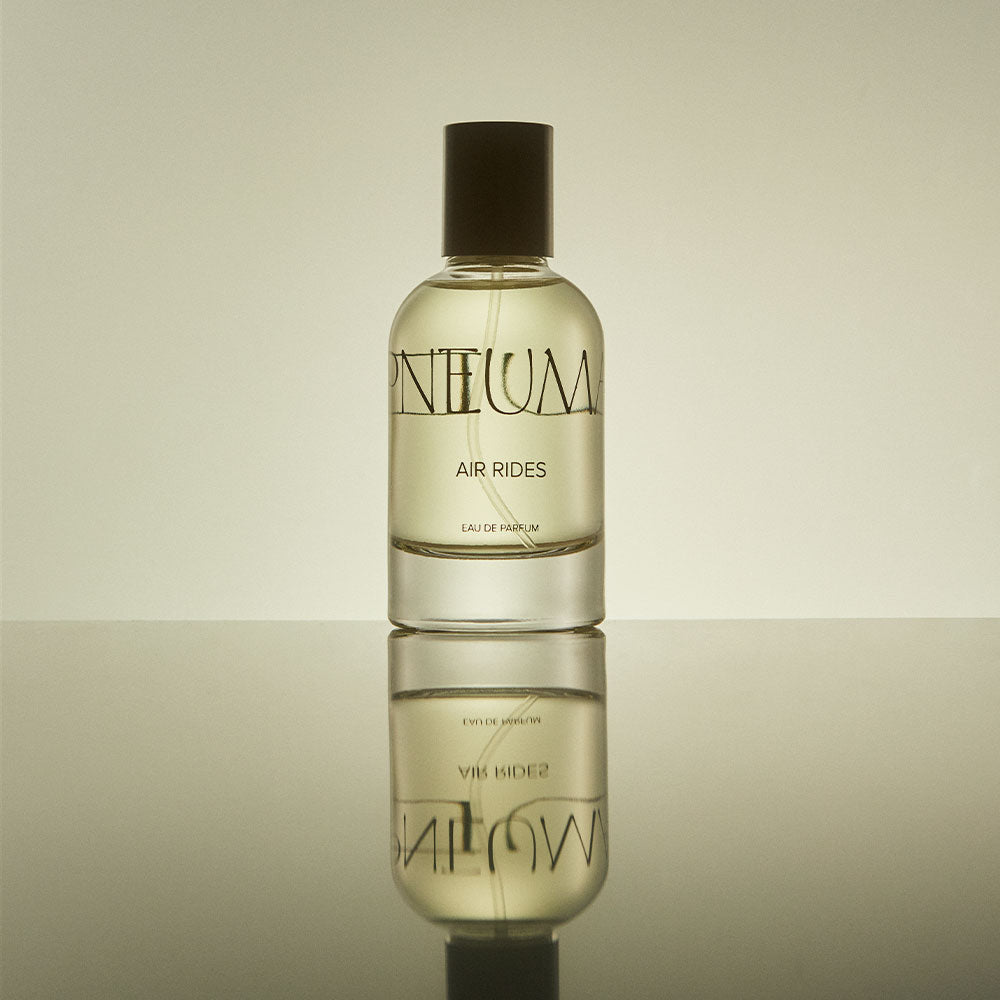 Studio Pneuma Air Rides – Eau de Parfum – Sample in der Duftnote Woody, Aquatic