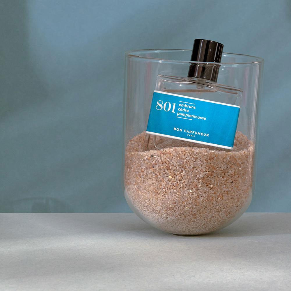 Bon Parfumeur 801 Eau de Parfum – Sea Spray, Cedar, Grapefruit – 30ml von Karine Dubreuil-Sereni in der Duftnote Zitrisch, Aquatisch