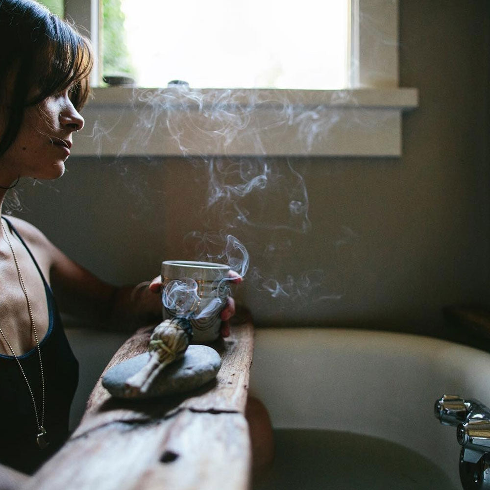 Juniper Ridge Sage, Mugwort & Cedar – Natural Incense Bundle