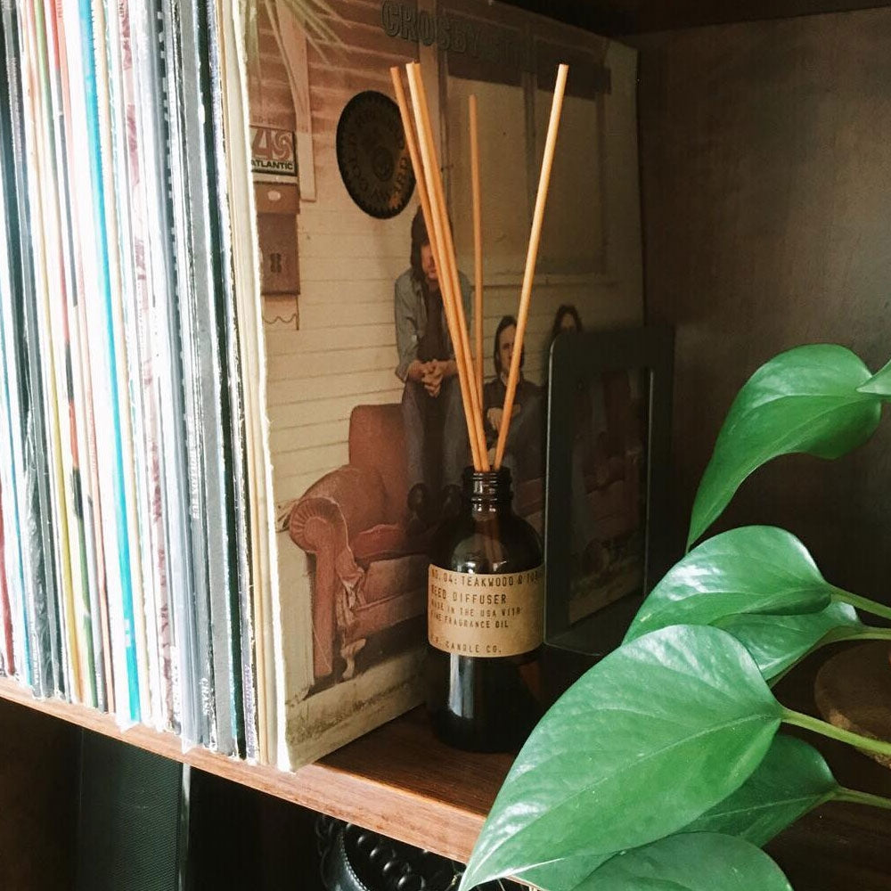 P.F. Candle Co. Teakwood & Tobacco – Reed Diffuser