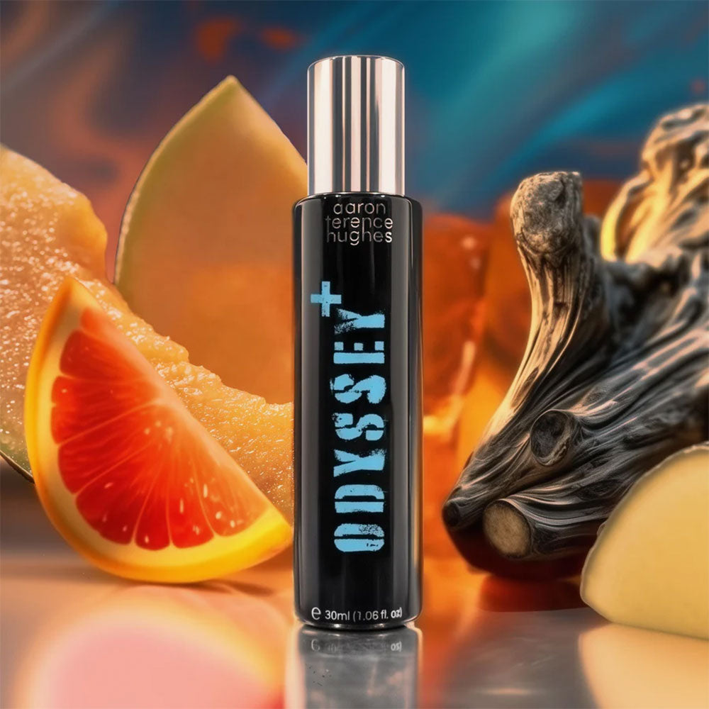 Aaron Terence Hughes Odyssey+ – Extrait de Parfum – 30ml von Aaron Terence Hughes in der Duftnote Aquatisch, Holzig-Zitrisch
