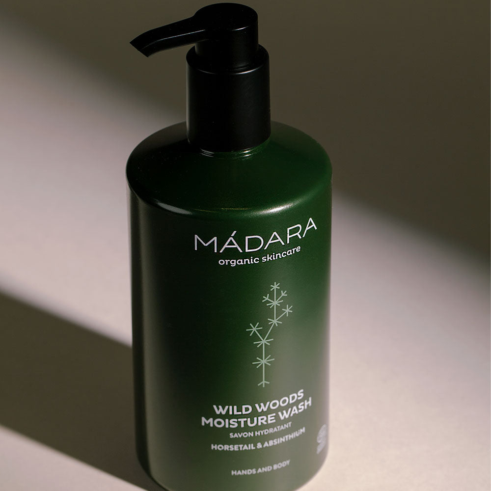 Mádara Wild Woods Moisture Wash in der Duftnote Grün