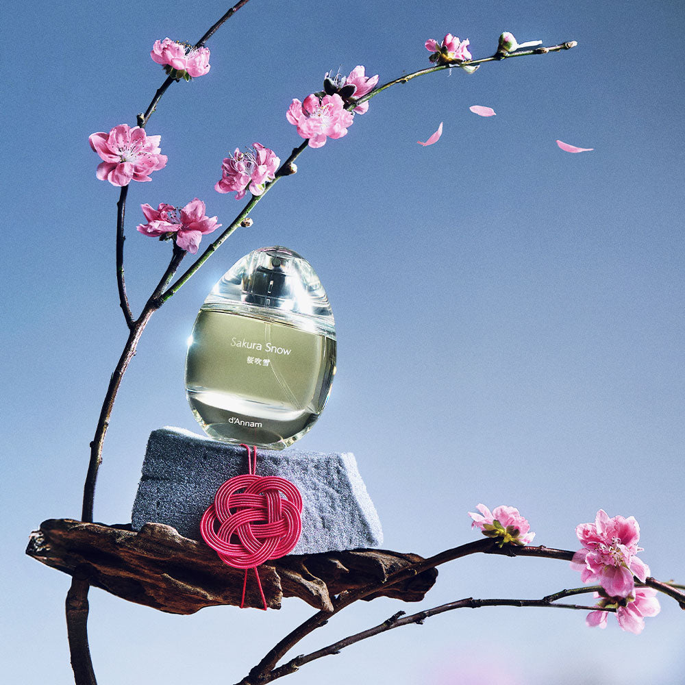 d'Annam Sakura Snow – Eau de Parfum – 50ml von Anh Ngo in der Duftnote Blumig, Pudrig